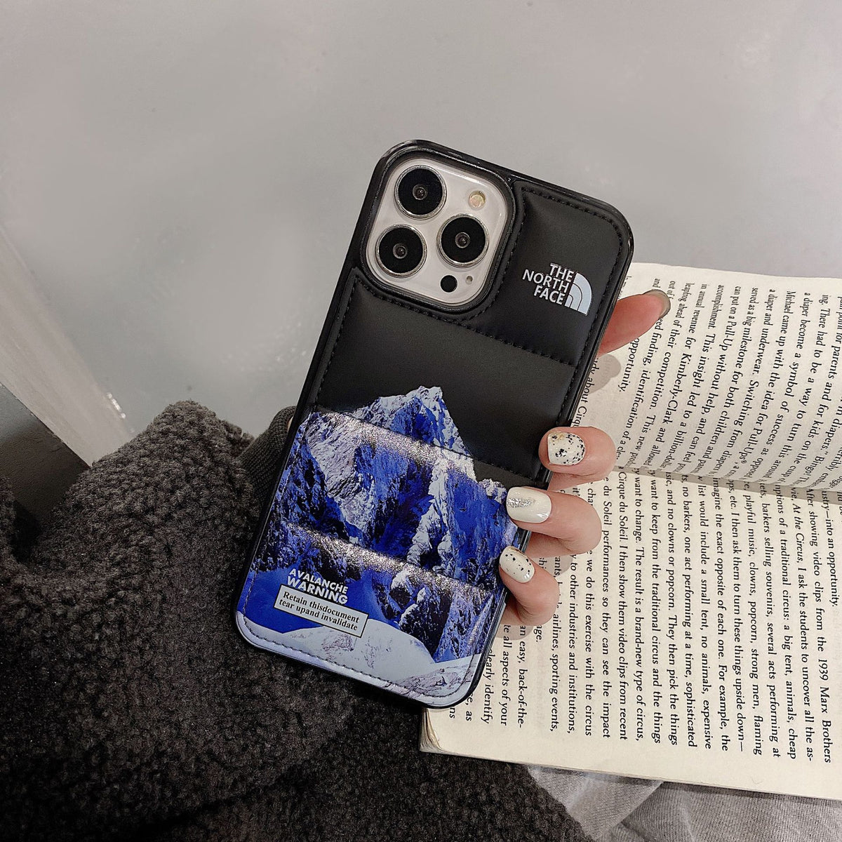 Creative North Snow Mountain iPhone  Case